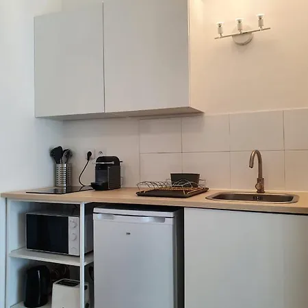 Apartmán Fonctionnel Au Calme Avec Garage Individuel Et Balcon *