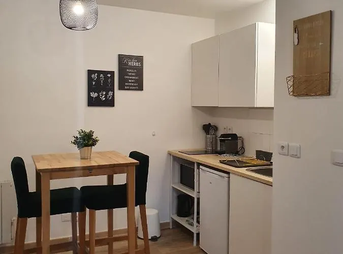 Fonctionnel Au Calme Avec Garage Individuel Et Balcon Апартаменты *