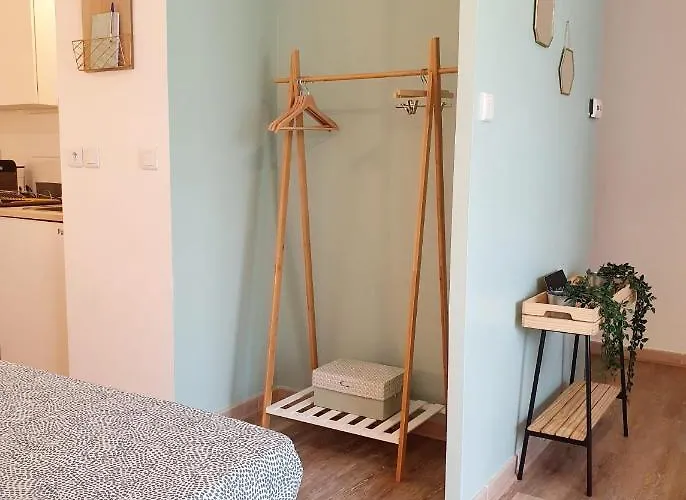 Fonctionnel Au Calme Avec Garage Individuel Et Balcon *